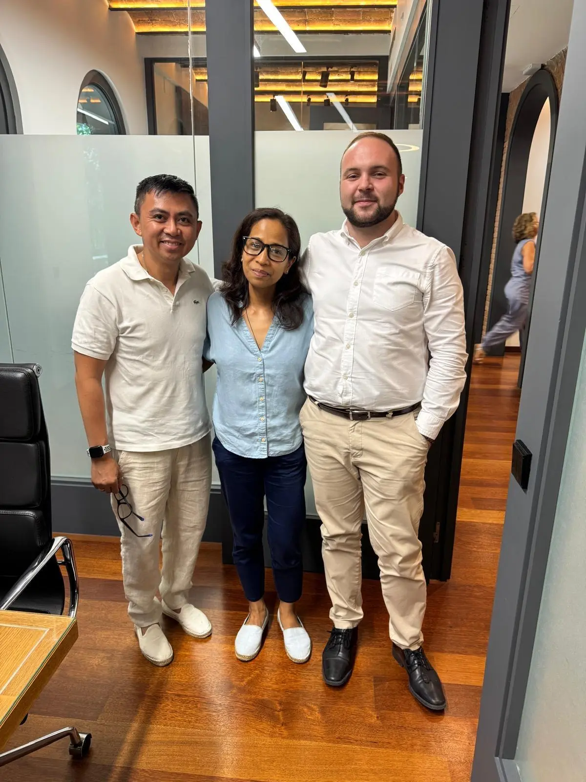 Clientes de Kapex Real Estate el día de la firma de su hipoteca (7)